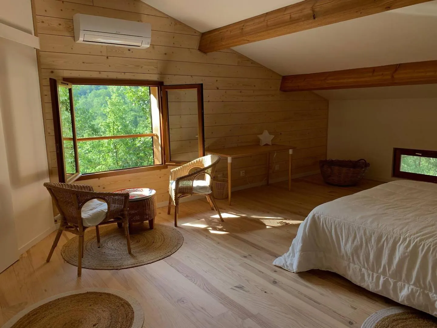 Chambre Confortable A La Campagne Dun Bed & Breakfast